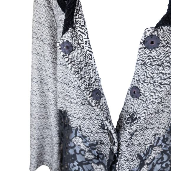 Nic-Zoe Gray Black Lace Button Long Blazer size M - Picture 5 of 10